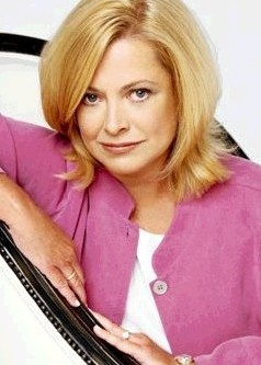 Catherine Hicks – Annie