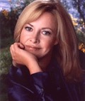 Catherine Hicks – Annie