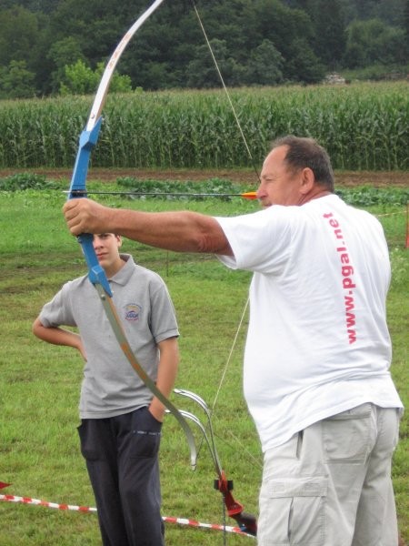 PPPPPPPŠŠŠŠŠŠŠŠŠŠŠŠŠŠTTTTTTTTTTTTTTTTTTT!!!!!!!!!!!!!!  nč govort k ga lahko zmotte!