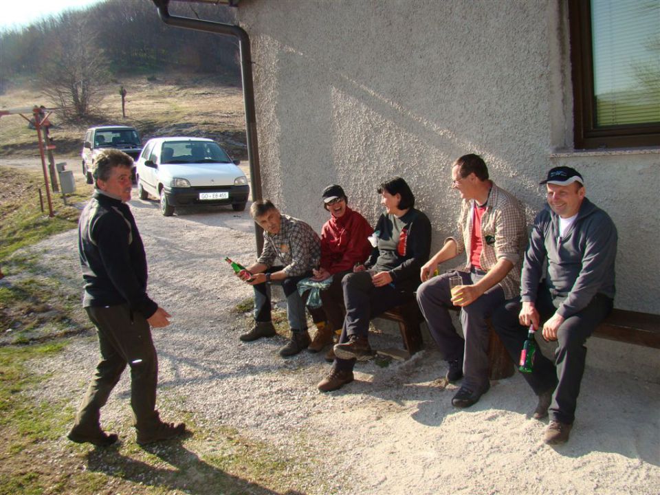 MALI GOLAK (1495m) -  ČAVEN (1242m),  - foto povečava