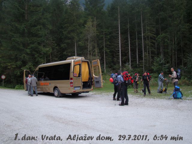 POHOD: VRATA-KRIŠKI PODI-VRŠIČ, 29.-31.7.2011 - foto