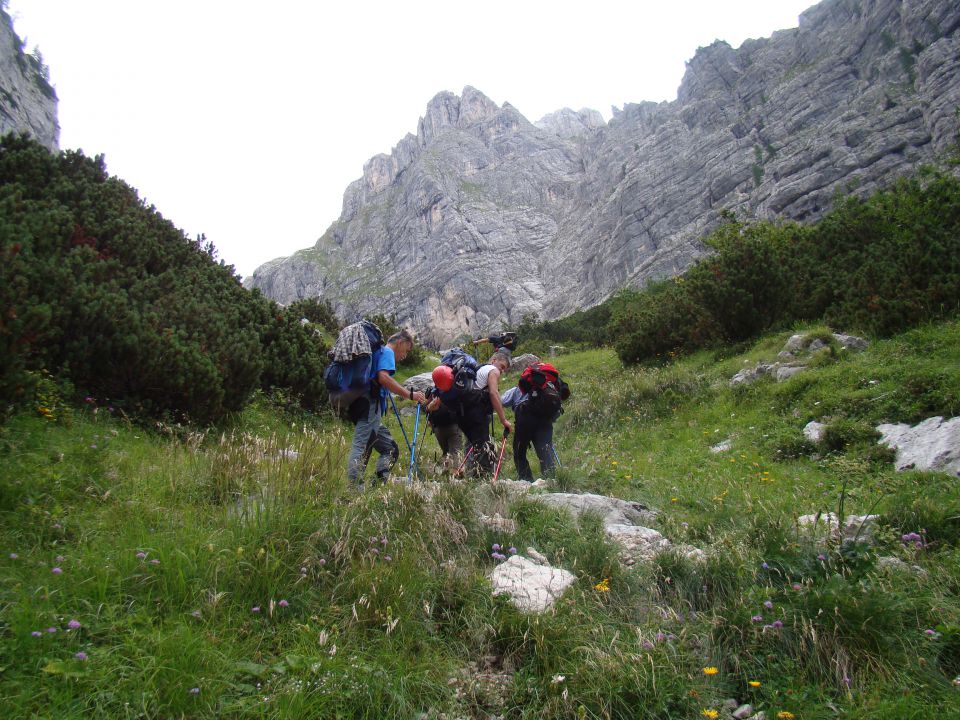 POHOD: VRATA-KRIŠKI PODI-VRŠIČ, 29.-31.7.2011 - foto povečava