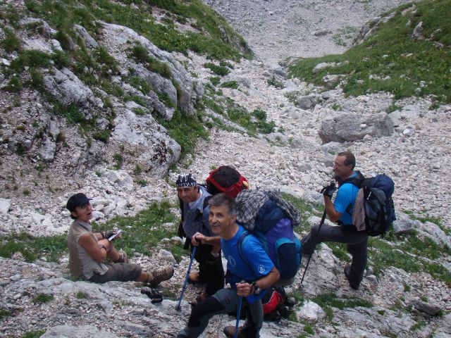 POHOD: VRATA-KRIŠKI PODI-VRŠIČ, 29.-31.7.2011 - foto