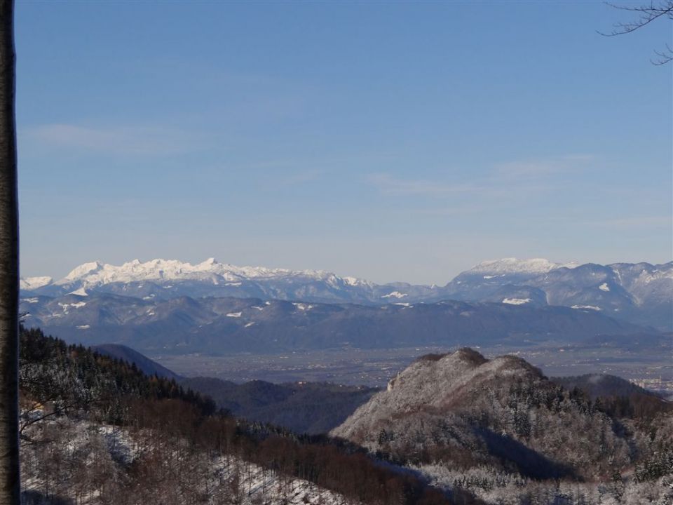 ZAKLJUČNI POHOD, 18.12.2011 - foto povečava