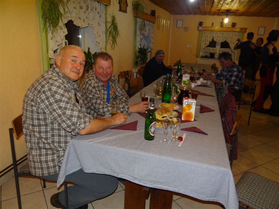 ZAKLJUČNI POHOD, 18.12.2011 - foto povečava