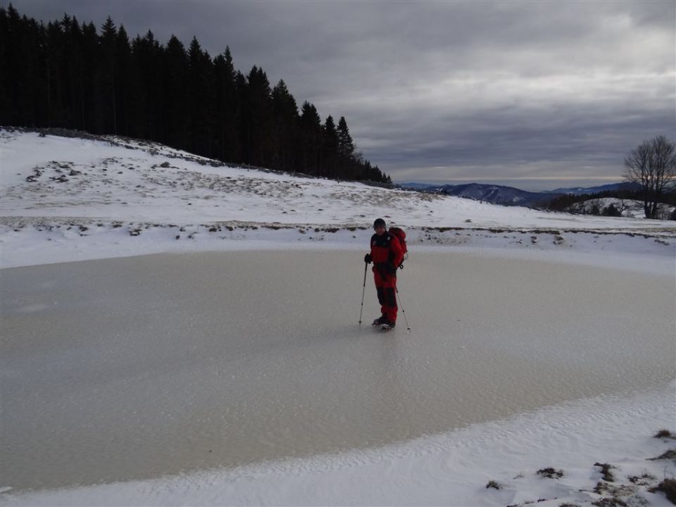 MENINA PLANINA, 26.12.2011  - foto povečava