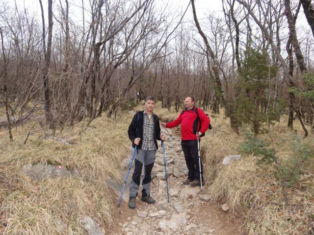 SLAVNIK,1028m in VREMŠČICA,1027m, 18.3.2012 - foto