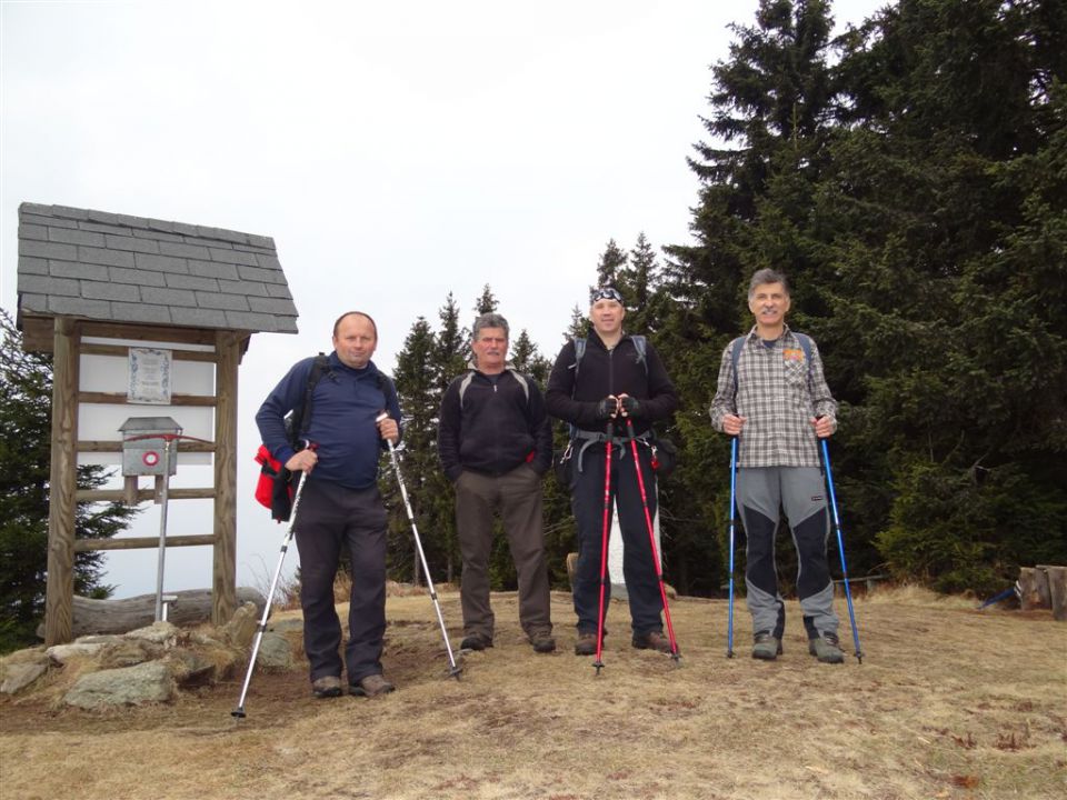 KOŠENJAK, 1522m in URŠLJA GORA, 1699 m - foto povečava