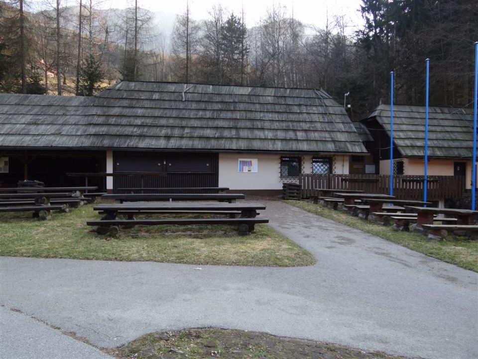 KOŠENJAK, 1522m in URŠLJA GORA, 1699 m - foto povečava