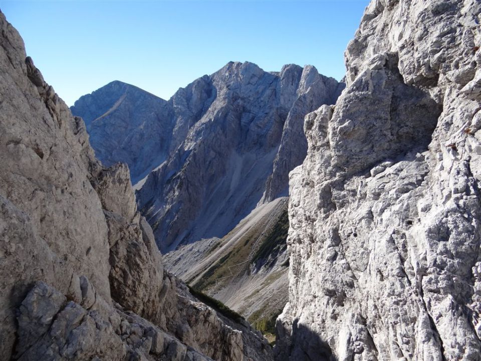 MRZLA GORA, 2203 m, 6.10.2012 - foto povečava