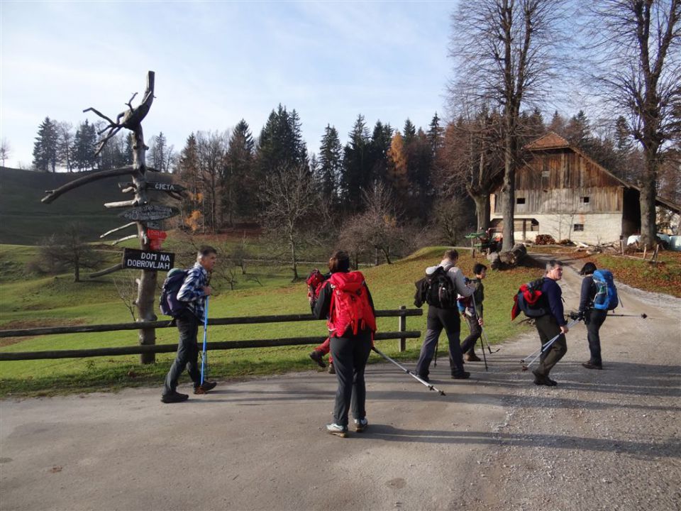 BRASLOVČE - KOČA NA ČRETI - GRAD ŽOVNEK, 2012 - foto povečava