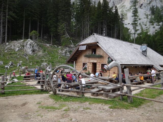 KOŠUTNIKOV TURN, 2133 m - foto