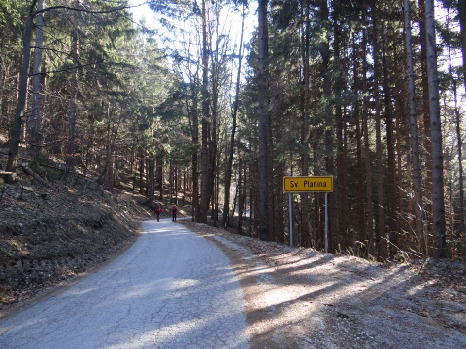 SVETA PLANINA IN JAVOR, 1.12.2013 - foto povečava