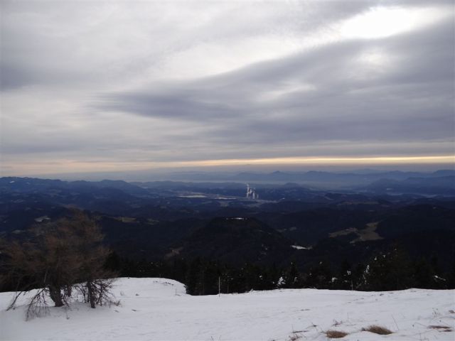 URŠLJA GORA, 1699 m, 8.12.2013 - foto