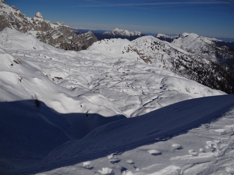 VIŠEVNIK, 2050 m - 12.1.2014 - foto povečava