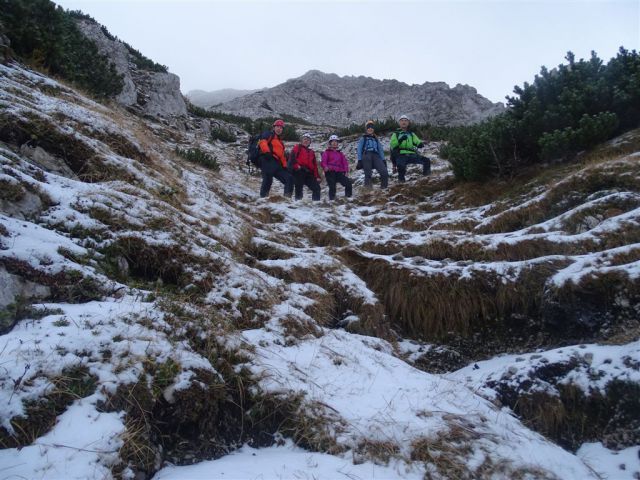 Veliki Vrh (2088 m) in Kofce (1488 m) - foto