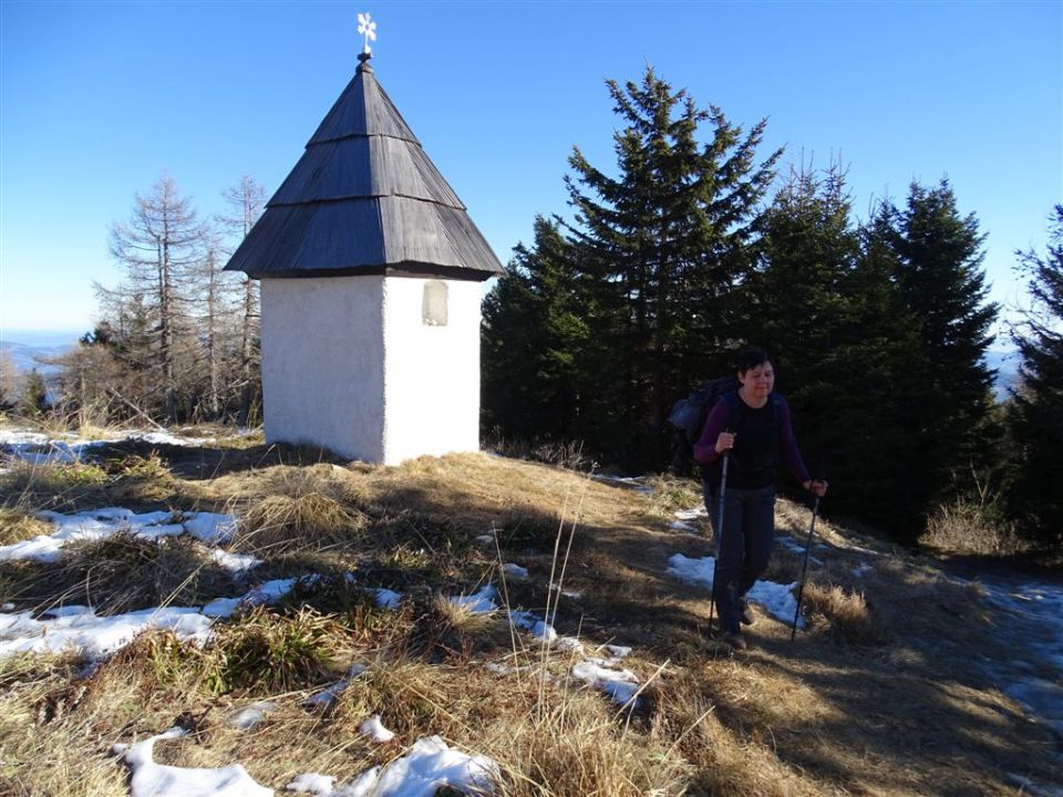 URŠLJA GORA. 1699 m, 27.12.2015 - foto povečava