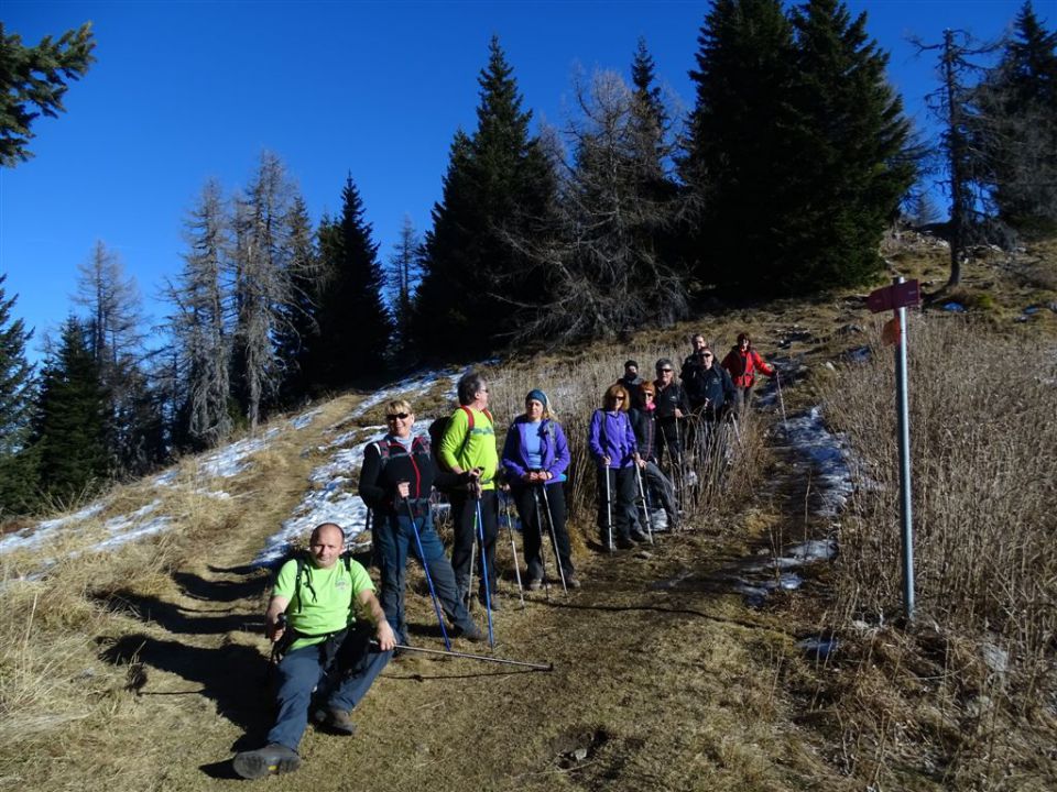 URŠLJA GORA. 1699 m, 27.12.2015 - foto povečava