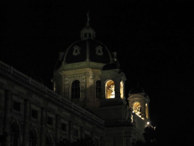 Dunaj, marec 2011 - foto