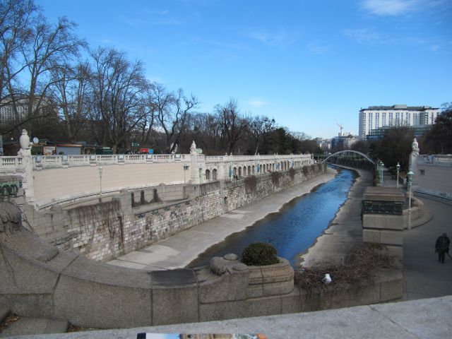 Dunaj, marec 2011 - foto