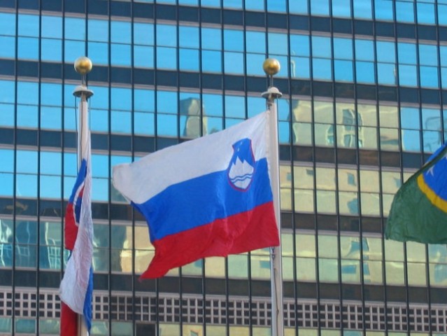 UNITED NATIONS - SLOVENSKA ZASTAVA