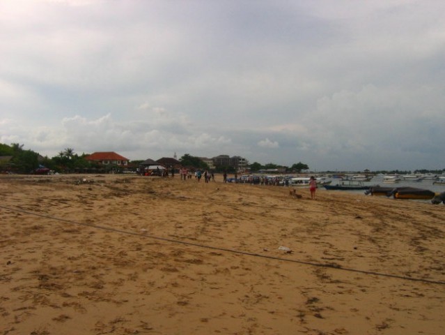 NUSA DUA BEACH