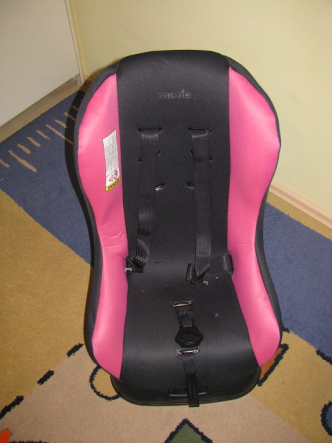 Avtosedež nania 9-18 kg - 20 EUR