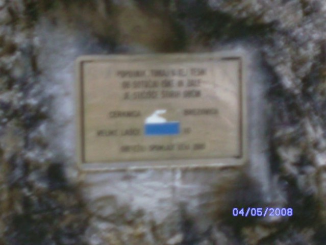 Tabla na sotočju Iške in Zale,ki ozmačuje stičišče štirih občin;Cerknice,Brezovice,Iga in 