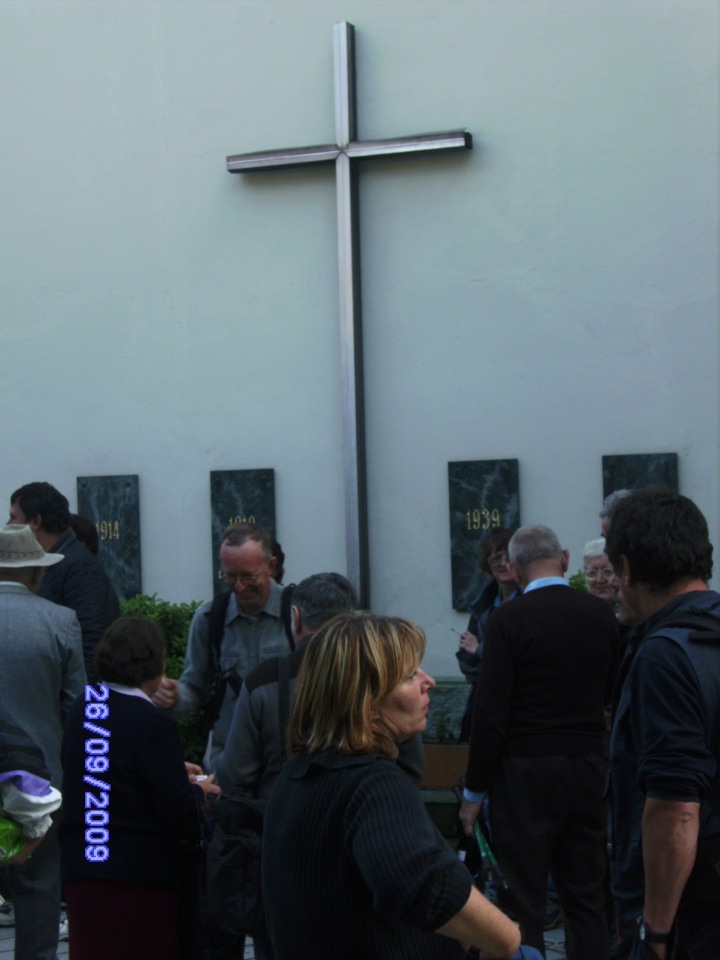 križ na cerkvi