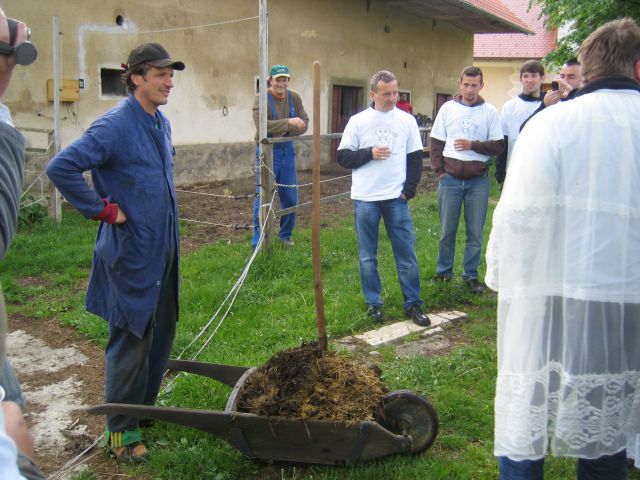 B-Shotova fantošna 8.5.2010 - foto