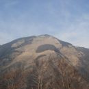 Srednji vrh 1853 m. Gozdičku na sredini se reče ( hudičev boršt ) !