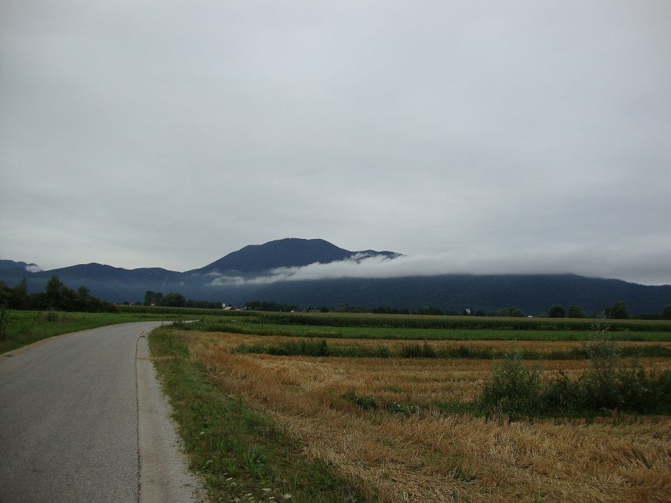 Po sledeh (Medvedove runde) - foto povečava