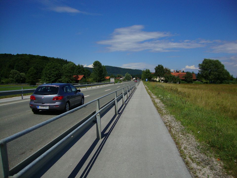 Po sledeh (Medvedove runde) - foto povečava