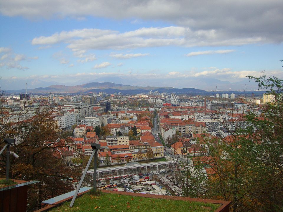 Športni park stožice & ljubljanski grad - foto povečava