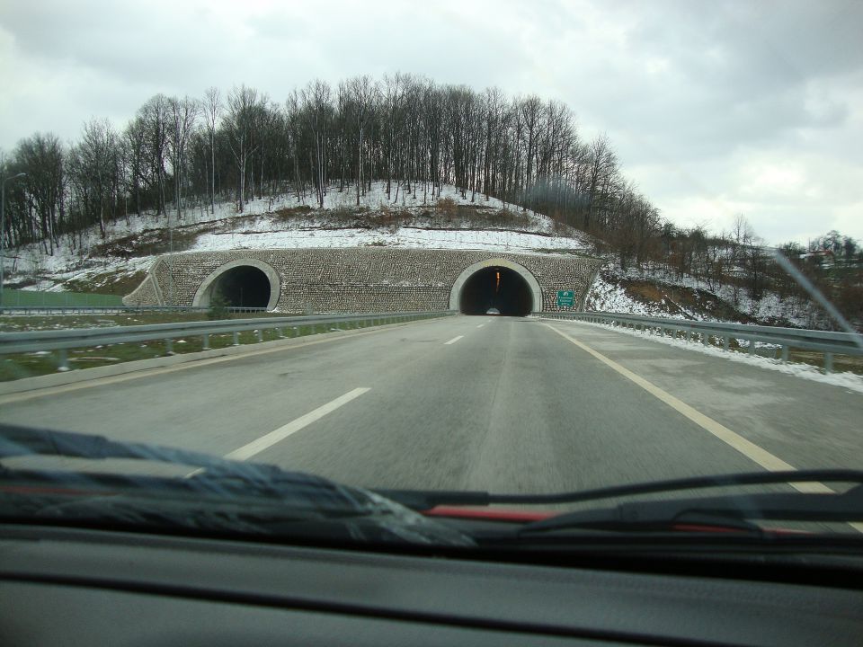 Predel avtoceste pred Banja Luko