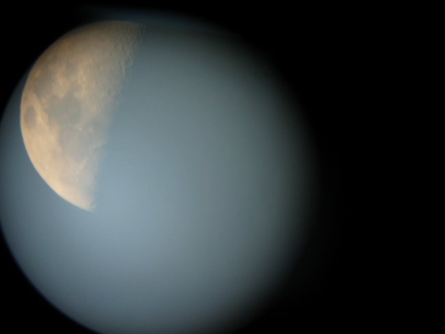 Luna (12. avgust 2005) - foto povečava