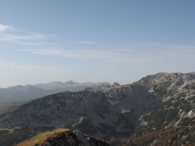 Pogled z vrha proti Krnu