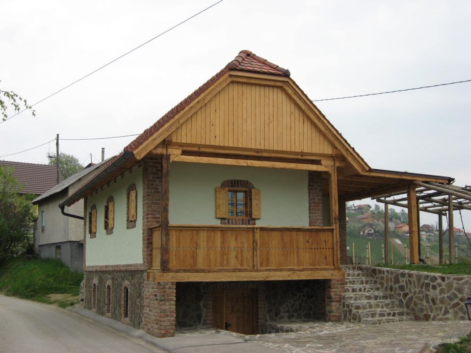 Lepo obnovljena hiška