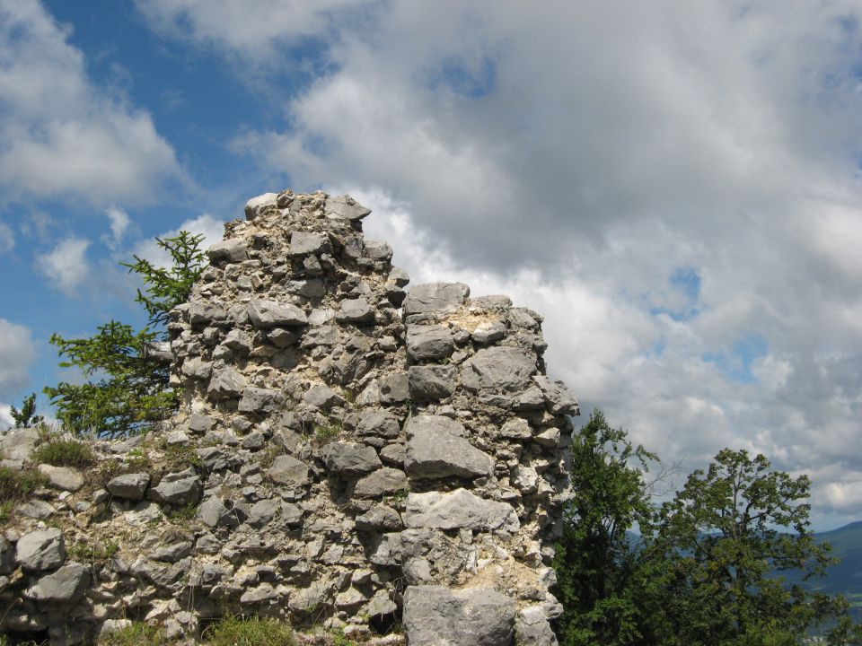 ostanek prvotnega zidu