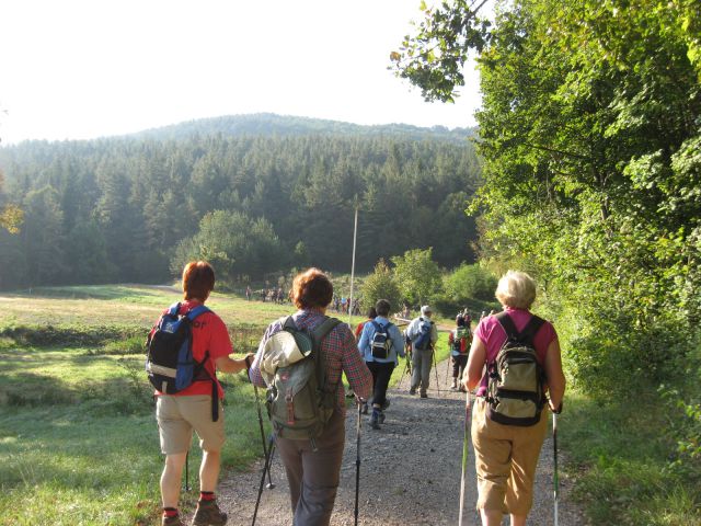 Gužva ni prevelika, prijetna hoja, spočetka po ravnem