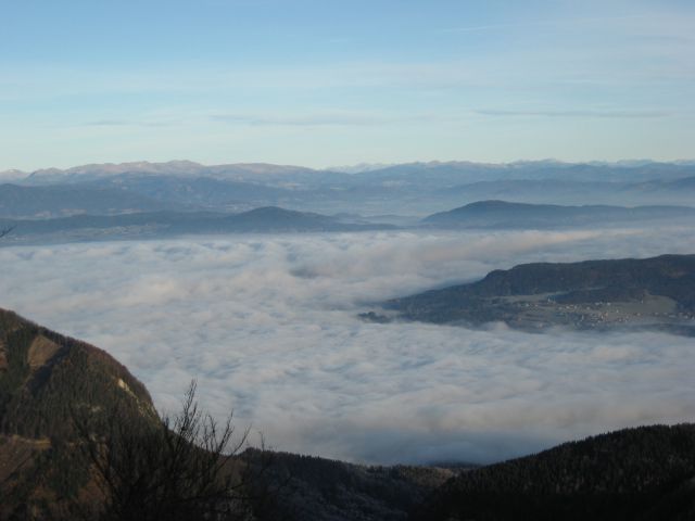 Megleno morje na avstrijski strani karavank