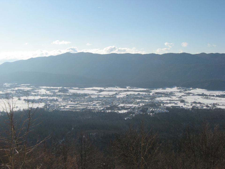 ribnica in zadaj velika gora