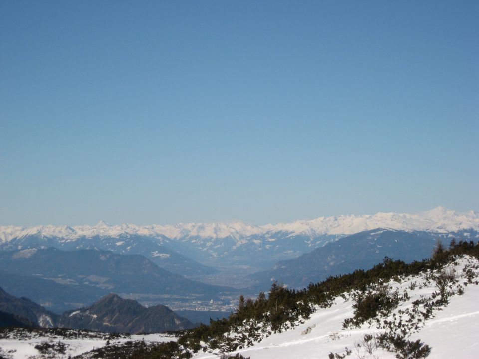 levo je videt konica matterhorna, desno 