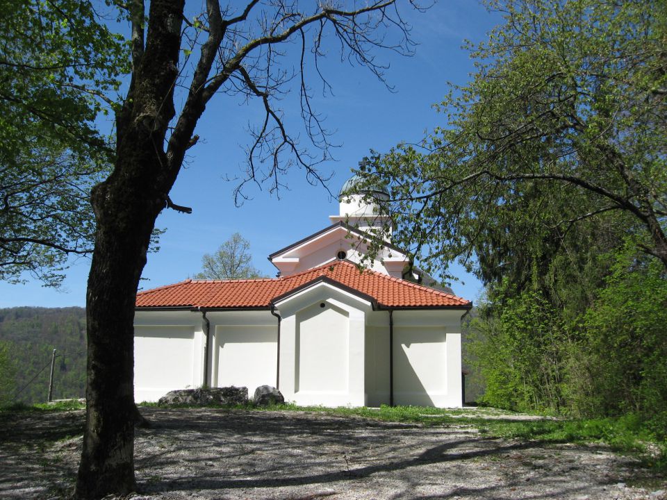 cerkev na mengorah je bila lani obnovljena