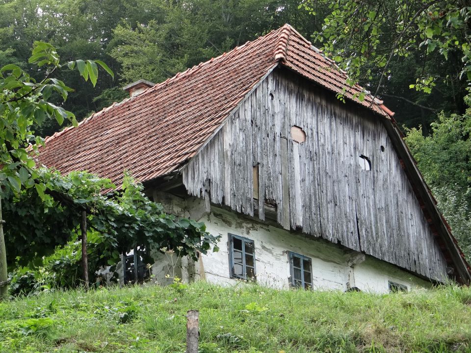 stara kozjanska hiška