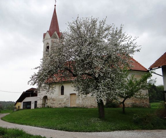 Cerkev sv. kancijana v gorenjih jesenicah