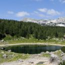 dvojno jezero in koča pri triglavskih jezerih