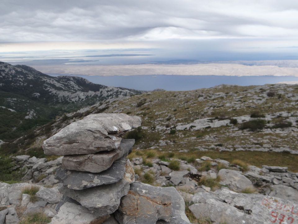 pogled na del otoka paga