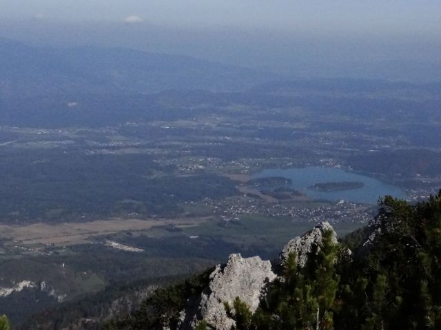 Pogled na avstrijsko stran, baško jezero