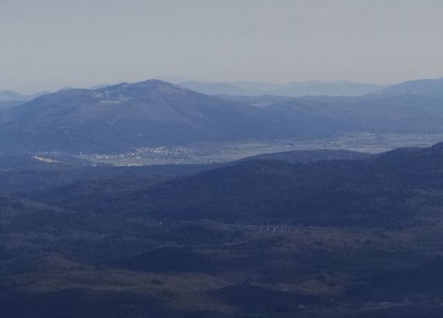 Približana slivnica s cerknico in cerkniškim poljem